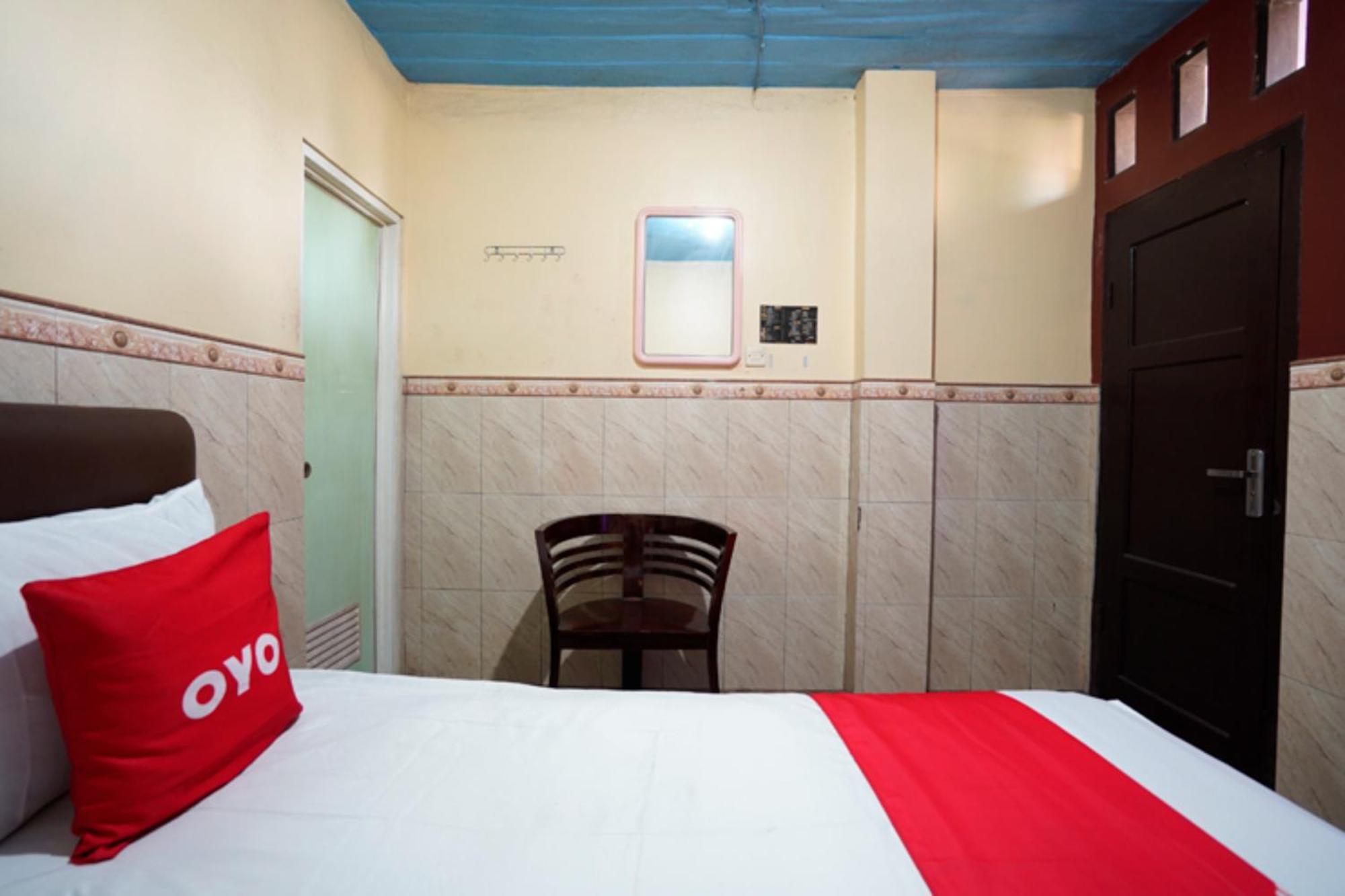 Oyo 927 Carina Hotel Claket Exterior photo