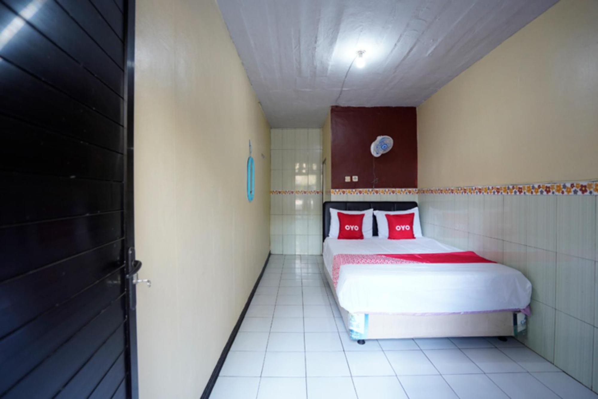 Oyo 927 Carina Hotel Claket Exterior photo